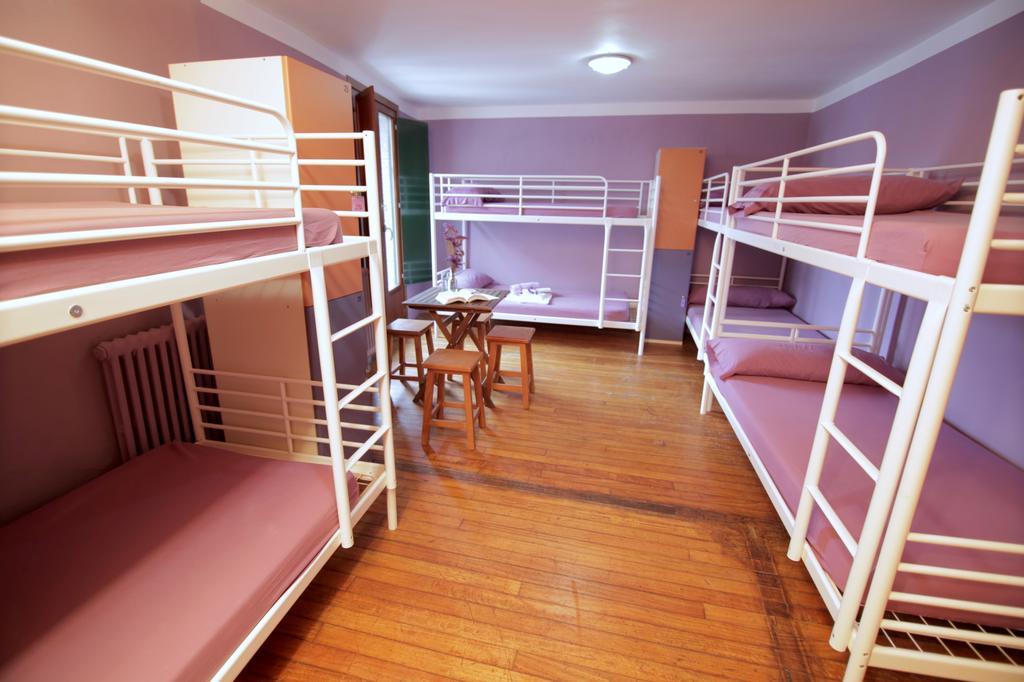 Albergue O Fogar De Teodomiro Сантьяго-де-Компостела Экстерьер фото